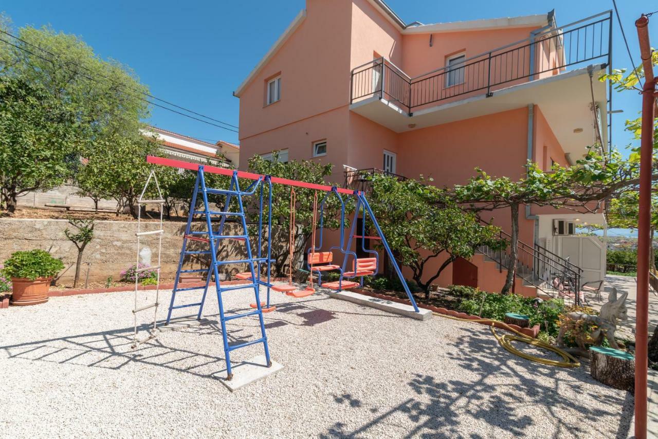 Apartments Villa Bella Vista Seget Trogir Ngoại thất bức ảnh
