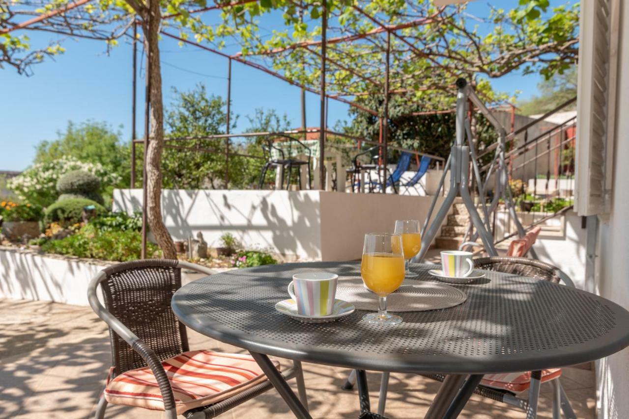 Apartments Villa Bella Vista Seget Trogir Ngoại thất bức ảnh